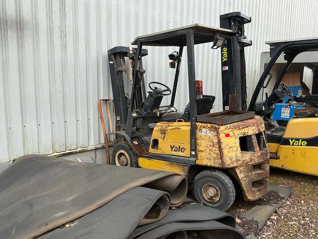 1995 yale gdp25tf vorkheftruck - afbeelding 1 van  11