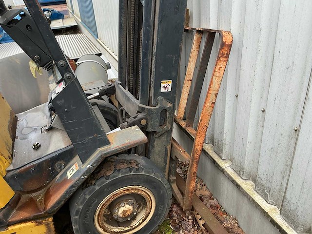 1995 yale gdp25tf vorkheftruck - afbeelding 6 van  11
