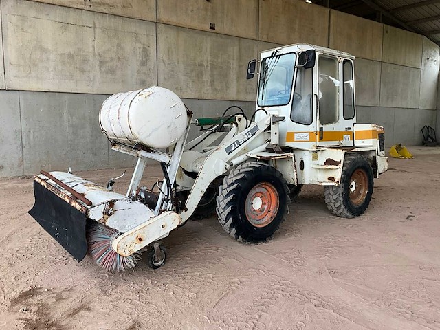 1995 zettelmeyer zl502 wiellader - afbeelding 1 van  19