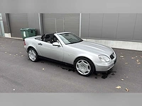 1996 - mercedes - slk 230 kompressor - 200pk - oldtimer - car - afbeelding 17 van  27