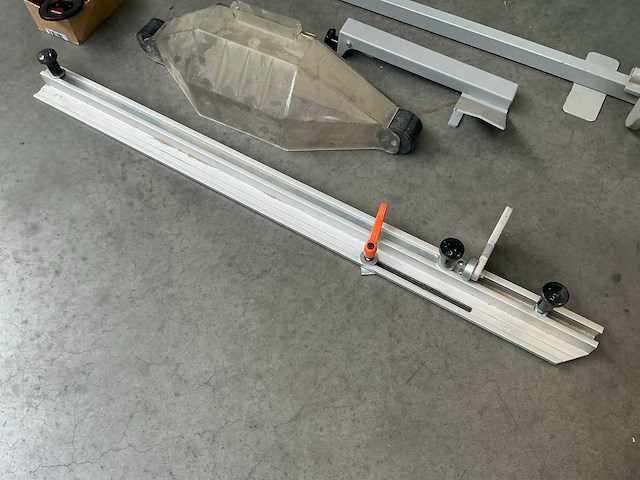 1996 altendorf f45 paneelcirkelzaagmachine - afbeelding 13 van  24