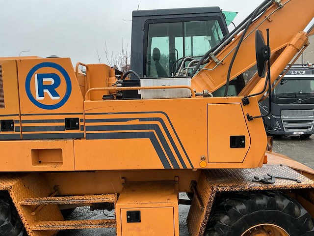 1996 case 1188p banden graafmachine - afbeelding 35 van  49