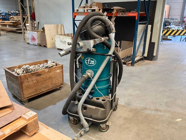 1996 cfm 137/100 industriële stofzuiger - afbeelding 3 van  5