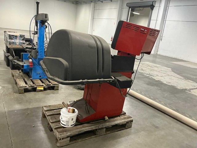 1996 corghi em 7070 banden balanceerapparaat - afbeelding 3 van  7