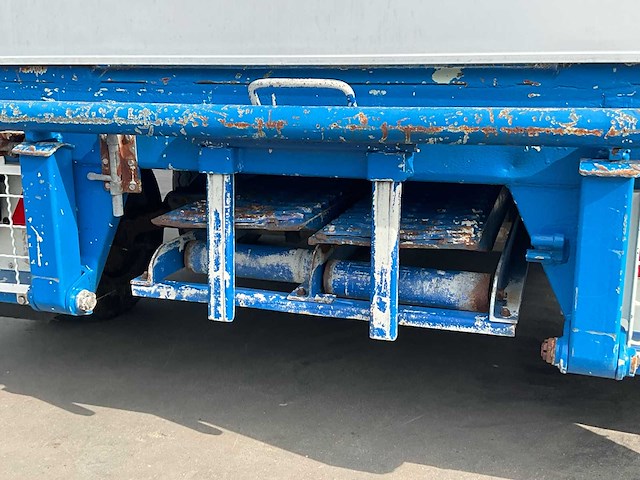 1996 drowa schommelwagen - afbeelding 22 van  36