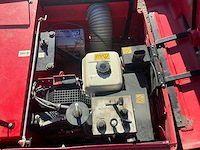 1996 eureka 1150sh zelfrijdende veegmachine - afbeelding 6 van  7