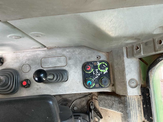 1996 fendt 514/2 turboshift vierwielaangedreven landbouwtractor - afbeelding 26 van  52