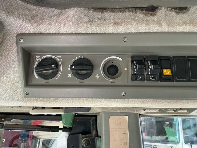 1996 fendt 514/2 turboshift vierwielaangedreven landbouwtractor - afbeelding 27 van  52