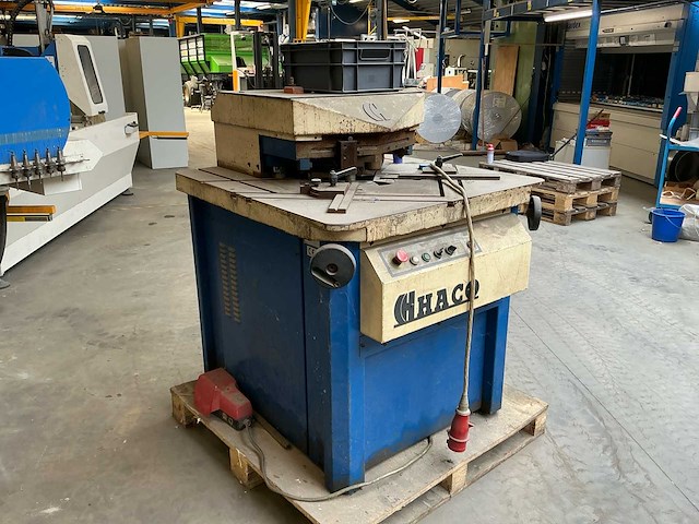 1996 haco vari 220/6 uithoekmachine - afbeelding 1 van  9