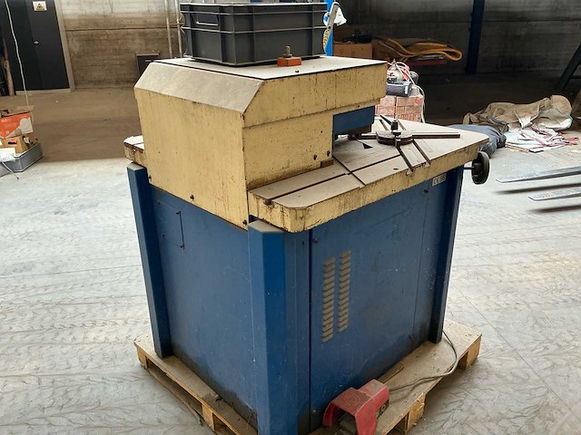1996 haco vari 220/6 uithoekmachine - afbeelding 8 van  9