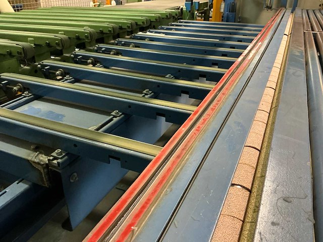 1996 hagemann fl-h-7/30 verpakkingslijn voor het bundelen van rollen tapijt - afbeelding 2 van  16