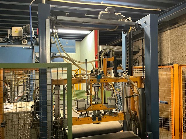 1996 hagemann fl-h-7/30 verpakkingslijn voor het bundelen van rollen tapijt - afbeelding 7 van  16