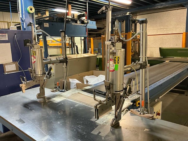 1996 hagemann fl-h-7/30 verpakkingslijn voor het bundelen van rollen tapijt - afbeelding 8 van  16