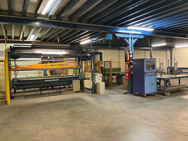 1996 hagemann fl-h-7/30 verpakkingslijn voor het bundelen van rollen tapijt - afbeelding 1 van  16