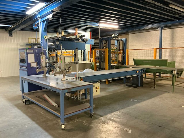 1996 hagemann fl-h-7/30 verpakkingslijn voor het bundelen van rollen tapijt - afbeelding 9 van  16