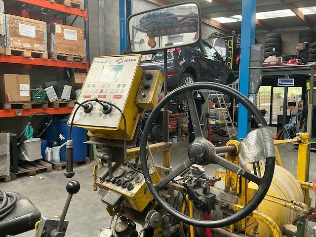 1996 hofmann h26-1 universal wegmarkeermachine - afbeelding 10 van  37