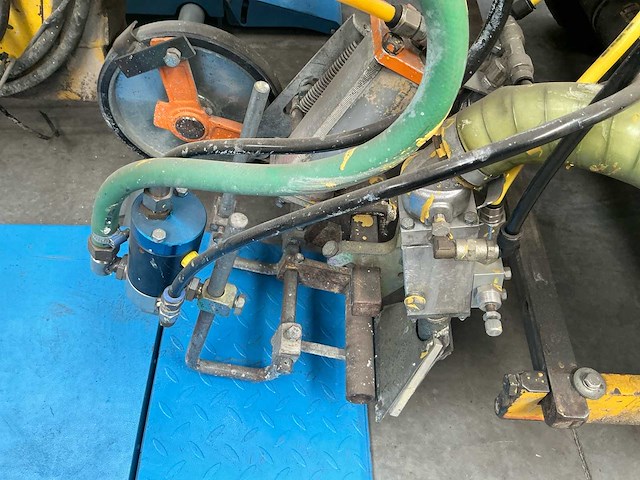 1996 hofmann h26-1 universal wegmarkeermachine - afbeelding 19 van  37