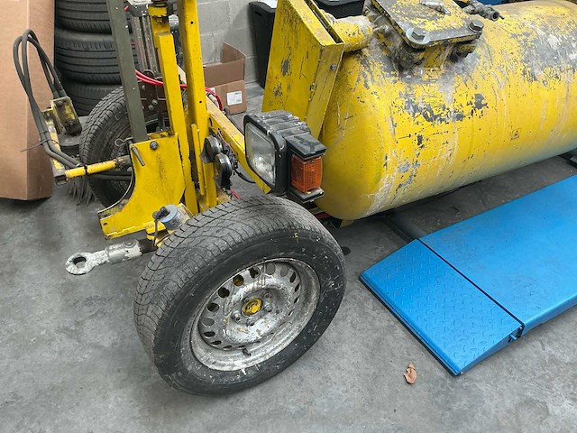 1996 hofmann h26-1 universal wegmarkeermachine - afbeelding 28 van  37