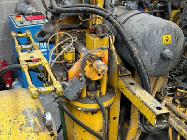 1996 hofmann h26-1 universal wegmarkeermachine - afbeelding 29 van  37