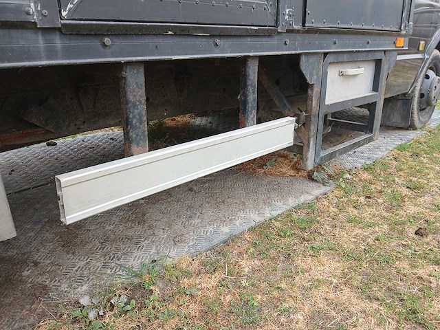 1996 iveco - 49.10.1 / 49.10 - paardentrailer - afbeelding 45 van  48