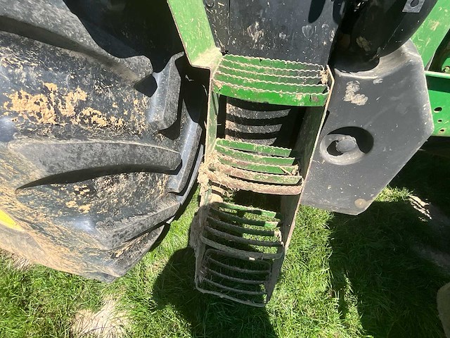 1996 john deere 7700 - landbouw-/bosbouwtrekker - afbeelding 3 van  17
