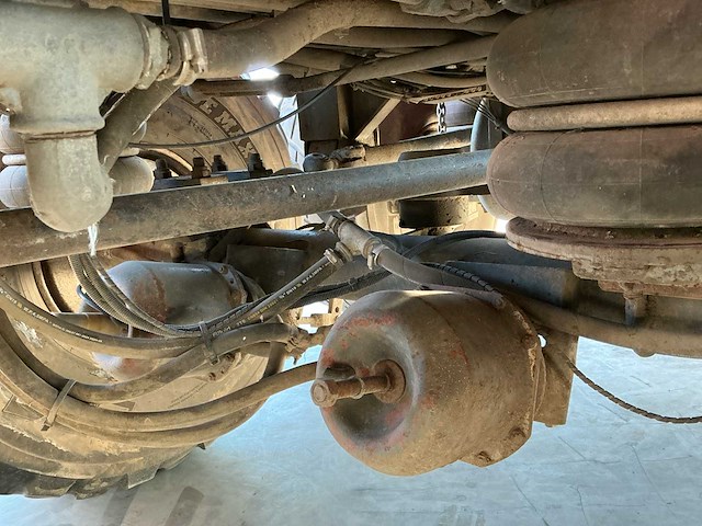 1996 kurstjens tri-axer mesttank - afbeelding 20 van  35