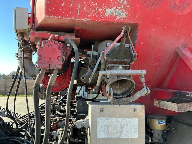 1996 kurstjens tri-axer mesttank - afbeelding 4 van  23