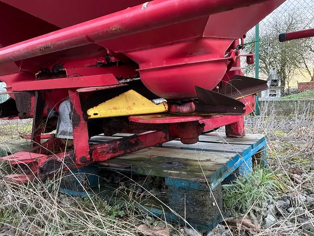 1996 lely meststof distributeur r.3225.0004.1 silagesnijder en distributeur - afbeelding 14 van  14