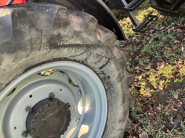 1996 massey ferguson 3670 vierwielaangedreven landbouwtractor - afbeelding 4 van  56