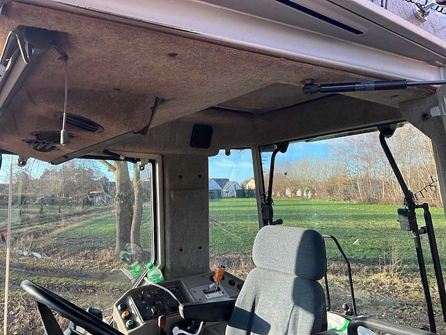 1996 massey ferguson 3670 vierwielaangedreven landbouwtractor - afbeelding 30 van  56