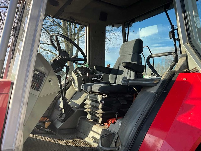 1996 massey ferguson 3670 vierwielaangedreven landbouwtractor - afbeelding 32 van  56