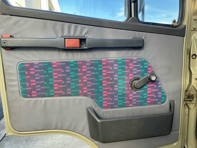 1996 mercedes 814 paardenvrachtwagen - afbeelding 3 van  65