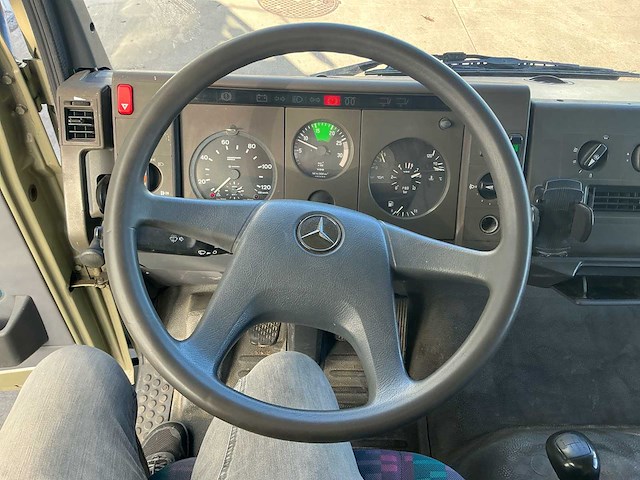 1996 mercedes 814 paardenvrachtwagen - afbeelding 8 van  65