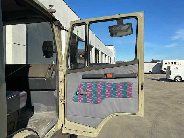 1996 mercedes 814 paardenvrachtwagen - afbeelding 19 van  65