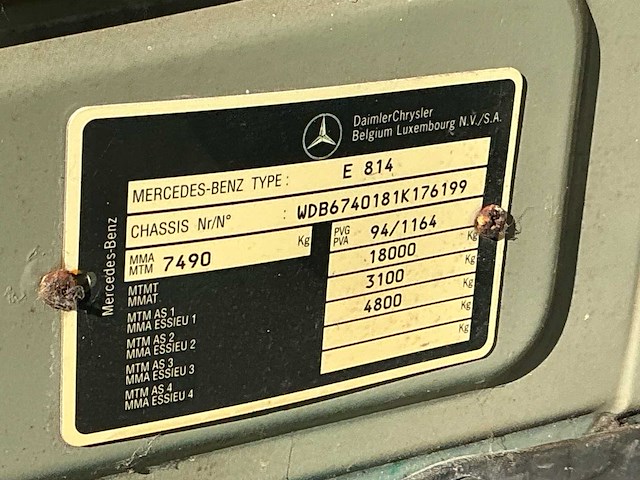 1996 mercedes 814 paardenvrachtwagen - afbeelding 24 van  65