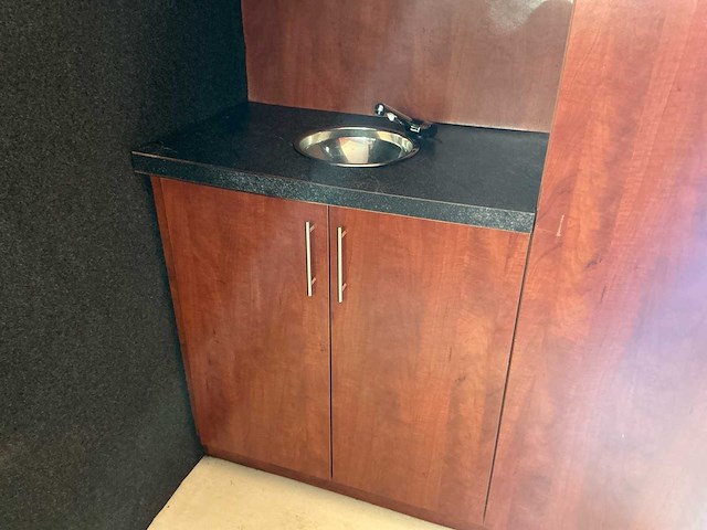 1996 mercedes 814 paardenvrachtwagen - afbeelding 29 van  65