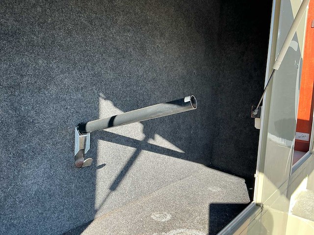 1996 mercedes 814 paardenvrachtwagen - afbeelding 38 van  65