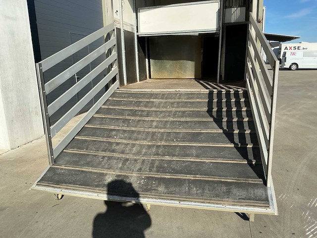 1996 mercedes 814 paardenvrachtwagen - afbeelding 40 van  65