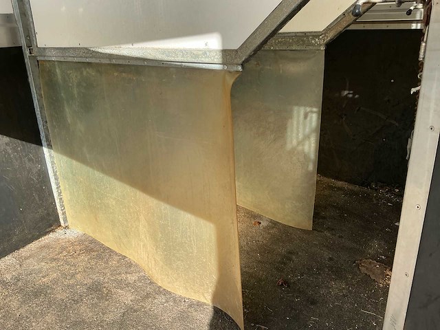 1996 mercedes 814 paardenvrachtwagen - afbeelding 43 van  65