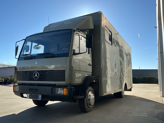 1996 mercedes 814 paardenvrachtwagen - afbeelding 48 van  65