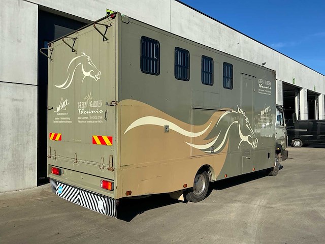 1996 mercedes 814 paardenvrachtwagen - afbeelding 44 van  65