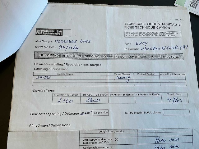 1996 mercedes 814 paardenvrachtwagen - afbeelding 60 van  65