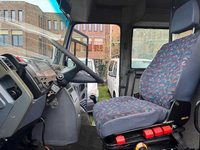 1996 mercedes-benz vario 814d touringcar - afbeelding 18 van  19
