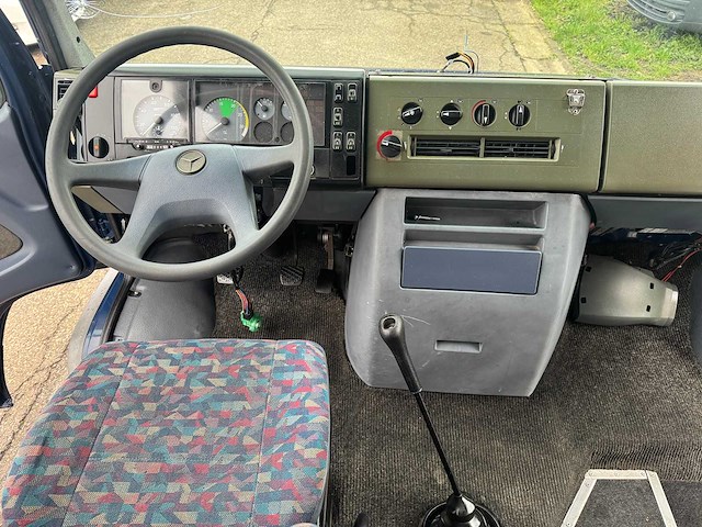 1996 mercedes-benz vario 814d touringcar - afbeelding 19 van  19