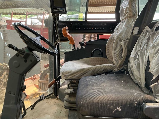 1996 new holland fx 450 maïs hakselaar veldhakselaar - afbeelding 26 van  51
