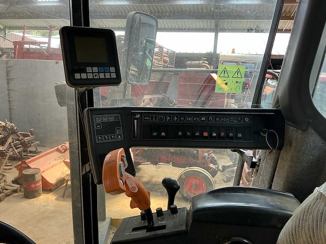 1996 new holland fx 450 maïs hakselaar veldhakselaar - afbeelding 39 van  51
