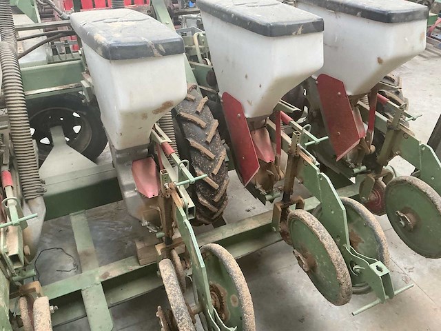 1996 nodet pl2 precisiezaaimachine - afbeelding 28 van  43