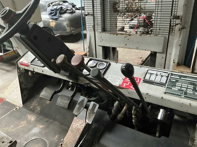 1996 om d170c vorkheftruck - afbeelding 2 van  14