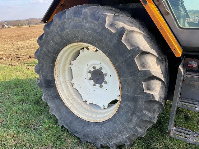 1996 renault 155.54 vierwielaangedreven landbouwtractor - afbeelding 2 van  29