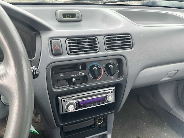 1996 toyota starlet - afbeelding 15 van  31